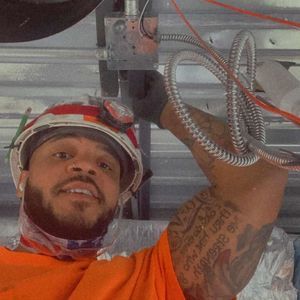 Meet your Posher, Deonte